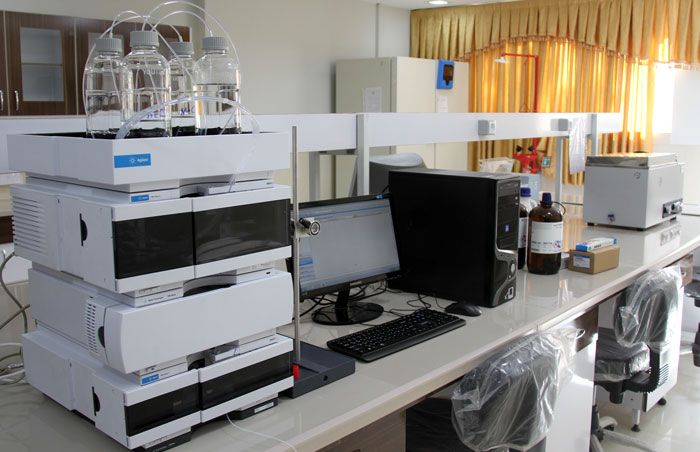خریداری و راه‌اندازی سیستم کروماتوگرافی مایع با عملکرد بالا (HPLC) Agilent سری 1260 در دانشگاه علوم پزشکی گناباد